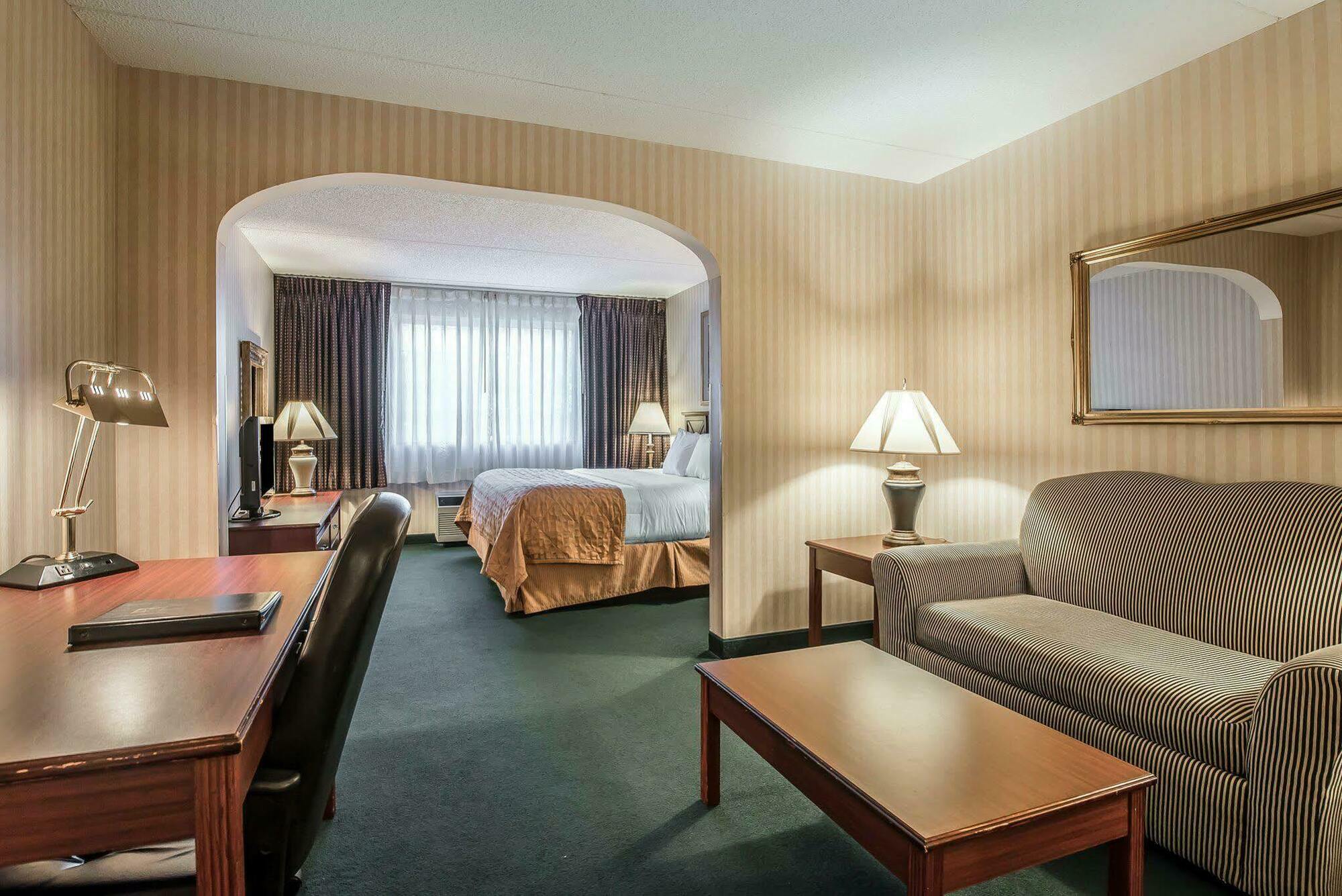 The Marx Hotel - Downtown - University Area Oneonta Exteriör bild