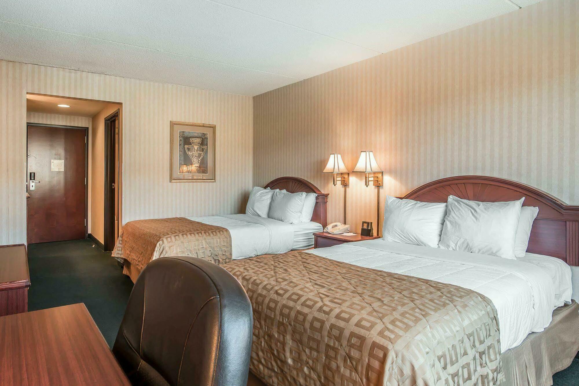 The Marx Hotel - Downtown - University Area Oneonta Exteriör bild