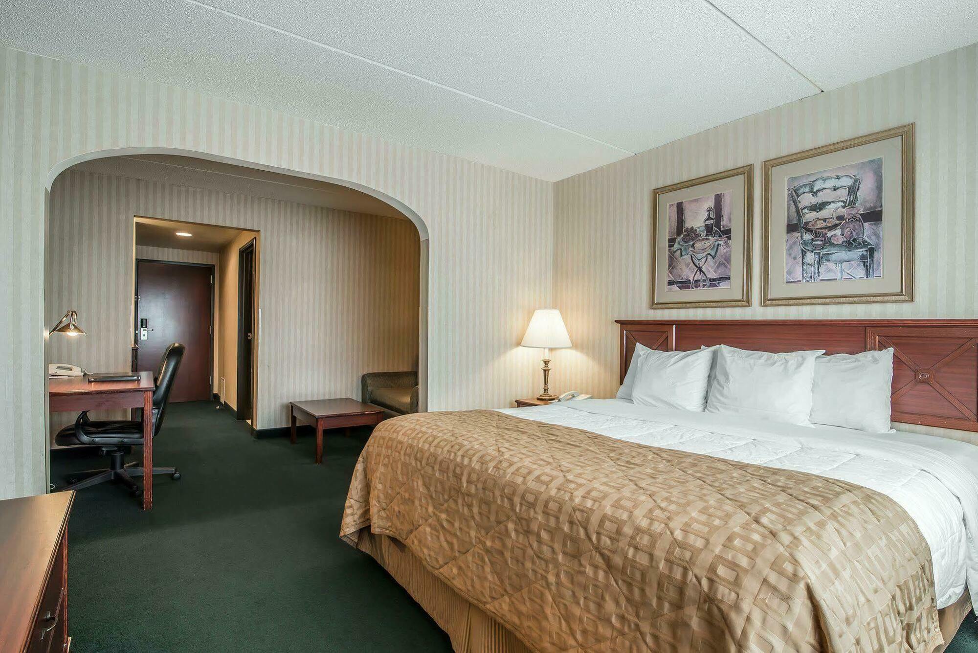 The Marx Hotel - Downtown - University Area Oneonta Exteriör bild